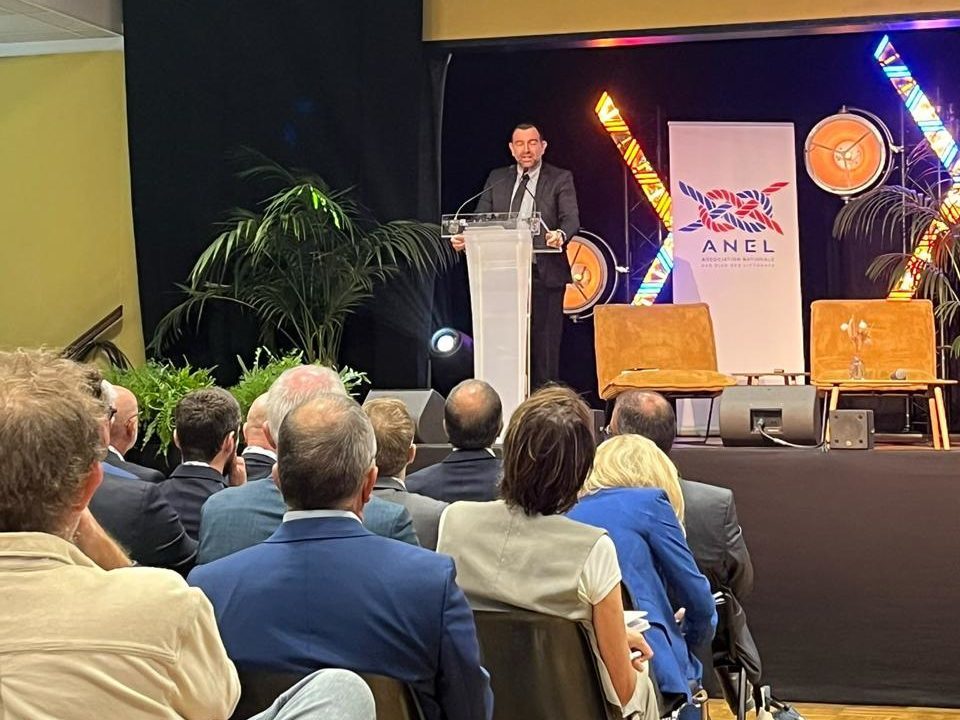 Une séance du 45e congrès de l'ANEL à Avranches